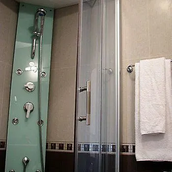 Отель Aquamarine 3*